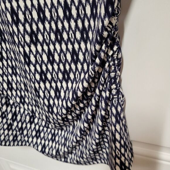 Vince Camuto Print Side‎ Ruched V-Neck Blouse Sz Medium - Picture 5 of 9